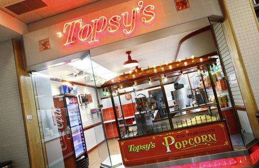 Topsy's Shoppes popcorn machine