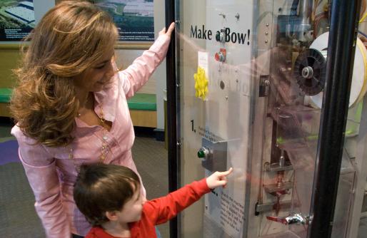 Make a Bow at Hallmark Visitors Center