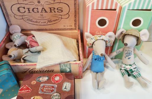 Meileg Mice sleeping in cigar box and sitting nearby