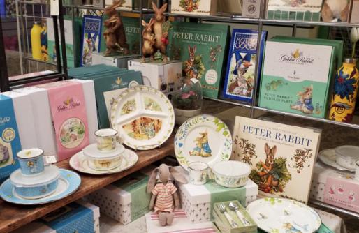 Peter Rabbit Table