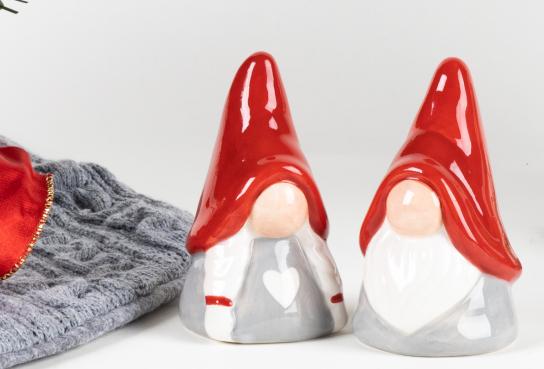 Pair of gnomes by tree.